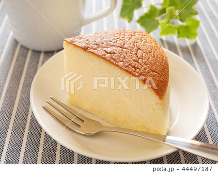 スフレチーズケーキの写真素材