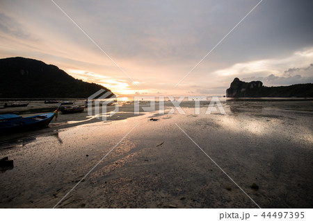 Sunset at Loh Dalum Bay, Krabi, Thailand. Sunset at Loh Dalum Bay, Krabi, Thailand. 44497395