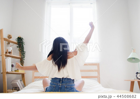 女性 メス 女の人 44508682