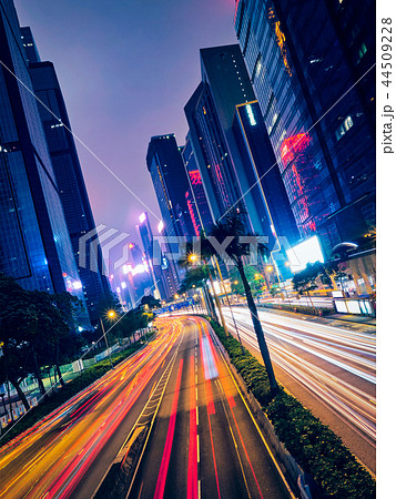 Street traffic in Hong Kong at night 44509228
