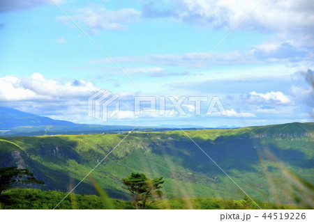 絶景の晴天空 阿蘇大観峰付近風景写真 Daikanbo scenery Japan 44519226