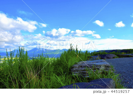 絶景の晴天空 阿蘇大観峰付近風景写真 Daikanbo scenery Japan 44519257