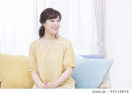 30代 女性 30代 女性 44519858