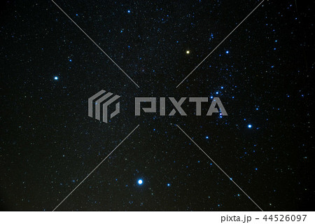 冬の大三角とオリオン座 冬の大三角とオリオン座 44526097