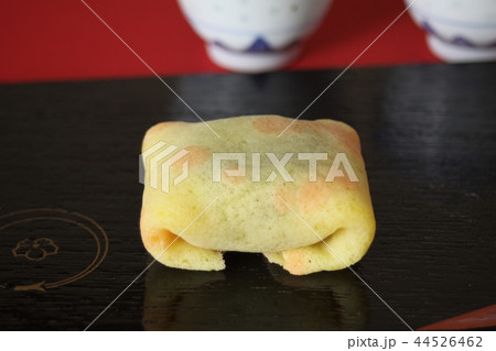 和風クレ-プ 薄焼き 和菓子 和風クレ-プ 薄焼き 和菓子 44526462