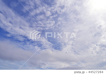 空 雲 青い 44527264