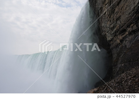 ナイアガラの滝 44527970