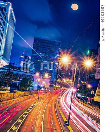 Street traffic in Hong Kong at night 44533607