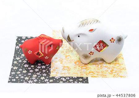 イノシシの干支置物 44537806
