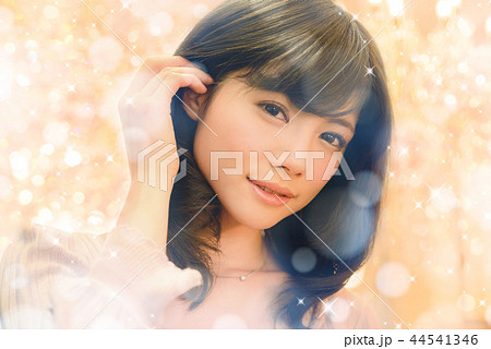 女性 44541346