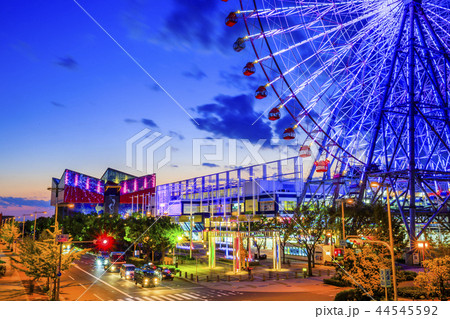 夕暮れの天保山 夕暮れの天保山 44545592