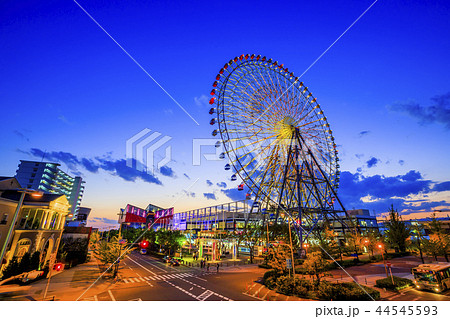 夕暮れの天保山 44545593