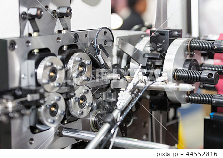 CNC coil sporing making machine 44552816