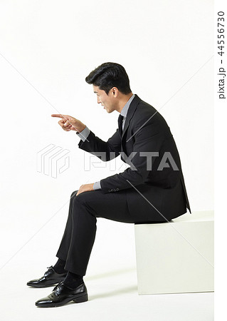 20代 会社員 韓国人 44556730