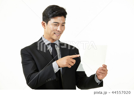 20代 会社員 韓国人 44557020