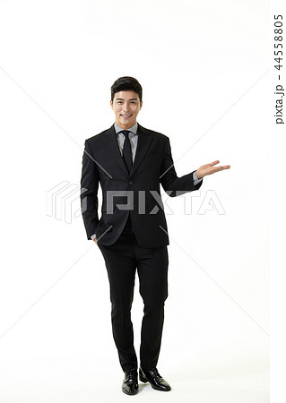 20代 会社員 韓国人 44558805