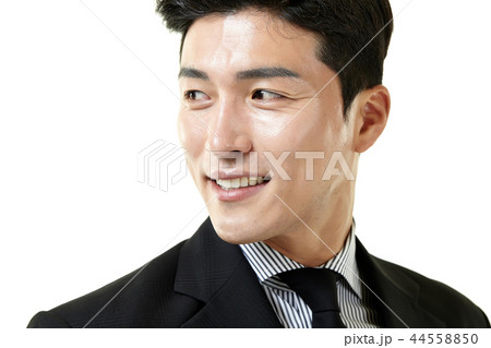 20代 会社員 韓国人 44558850