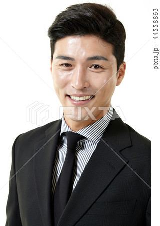 20代 会社員 韓国人 44558863