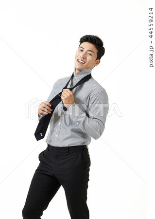 スーツ 正装 20代 44559214