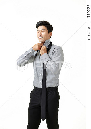 スーツ 正装 20代 44559228