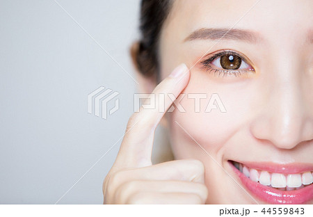beauty woman eye 44559843