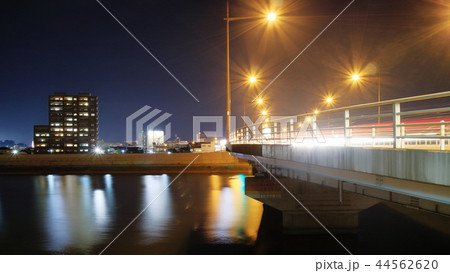 薩摩川内市の夜景 太平橋と川内川 薩摩川内市の夜景 太平橋と川内川 44562620