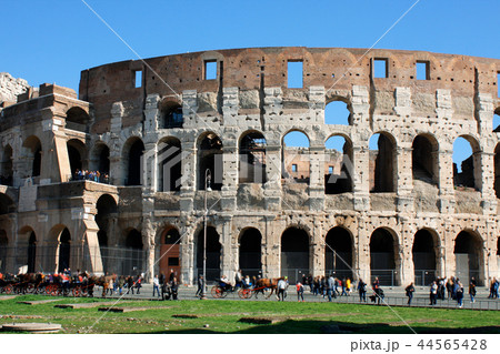 Coloseum against bright bluse sky in Rome Italy 44565428