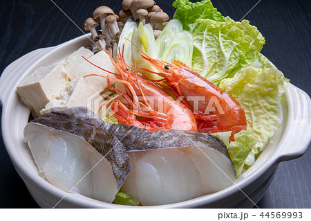 鍋料理　海鮮鍋　加熱前 44569993