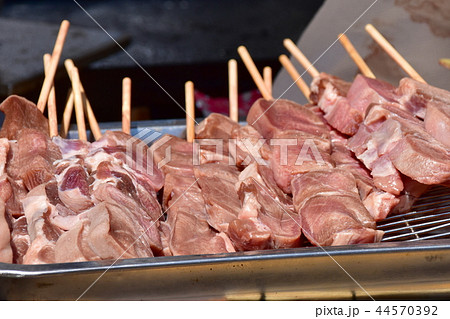 屋台料理 44570392