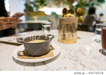 コーンポタージュ とうもろこし トウモロコシ 44570528