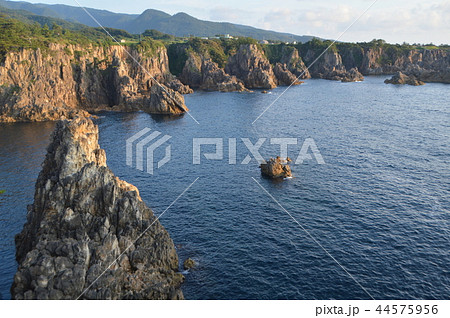 尖閣湾（佐渡島／新潟県佐渡市姫津・北狄） 44575956