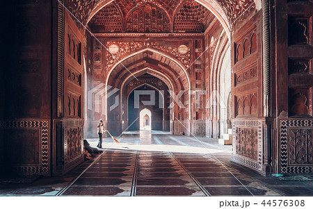 Morning light inside the mosque of Taj Mahal 44576308