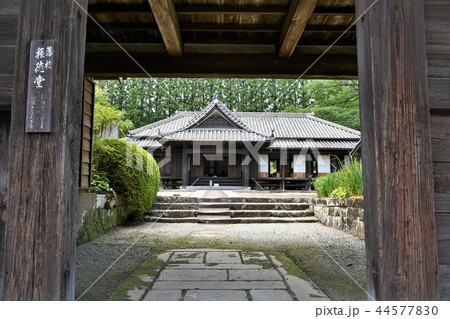 初夏の飫肥城下　旧藩校　振徳堂 44577830