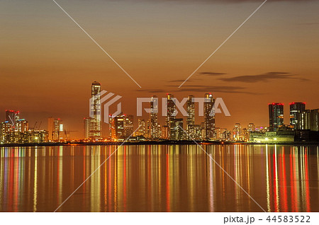 瓦屋 韓屋 ビル 44583522