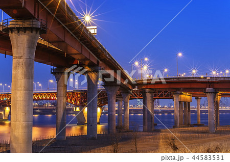 オリンピック大路 ソウル 聖水大橋 44583531