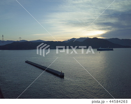 朝焼け_広島湾 44584263