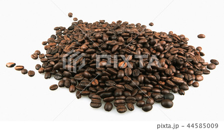 Coffee beans isolated on white Coffee beans isolated on white 44585009