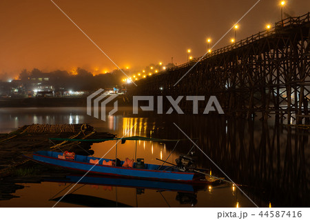 Mon bridge in the night 44587416