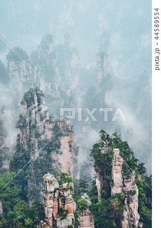 Zhangjiajie mountains, China 44589554
