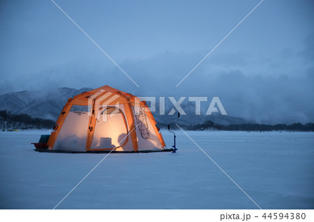 氷上ワカサギ釣り　福島県　桧原湖 44594380