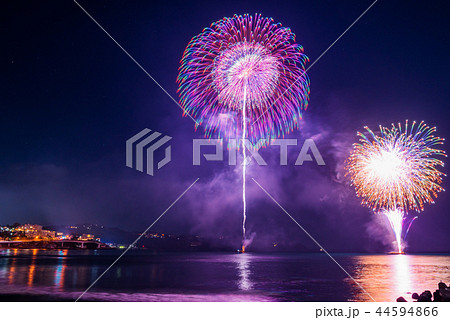 【神奈川県】湯河原温泉海上花火大会 【神奈川県】湯河原温泉海上花火大会 44594866