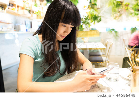 女性 女の人 女 44596449