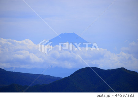 八ヶ岳高原大橋からの富士山 44597332