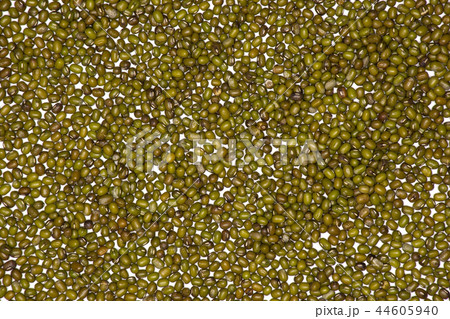 Dry green mung beans isolated 44605940