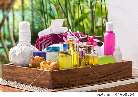 spa, oil, handmade soap, shampoo 44608054
