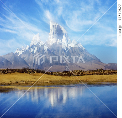 mountains. snow peaks near the lake landscape 44610827