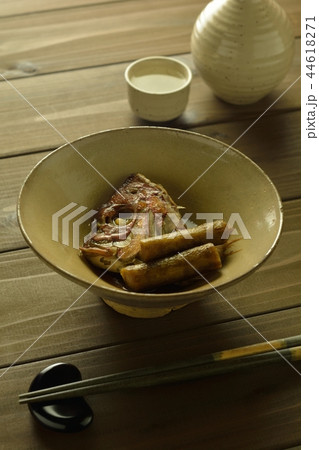 鯛のあら煮 44618271
