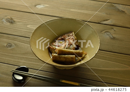 鯛のあら煮 44618275
