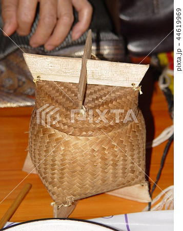 ラオスのもち米保存容器「ティップ・カオ」（ルアンパバーン／ラオス