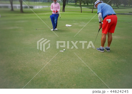Golf is sport that requires a lof effort Golf is sport that requires a lof effort 44624245